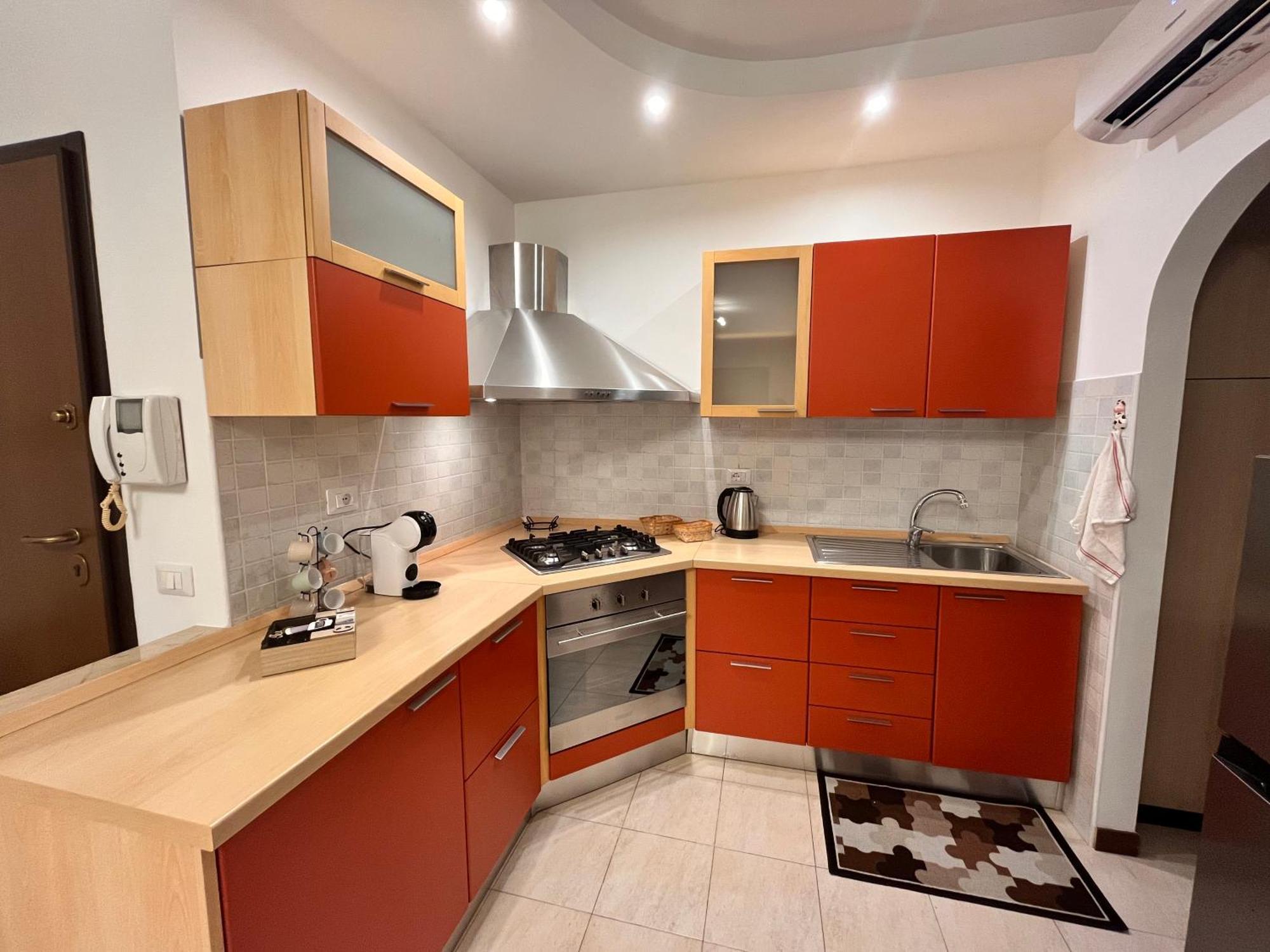 Bl Apartment Latina Luaran gambar